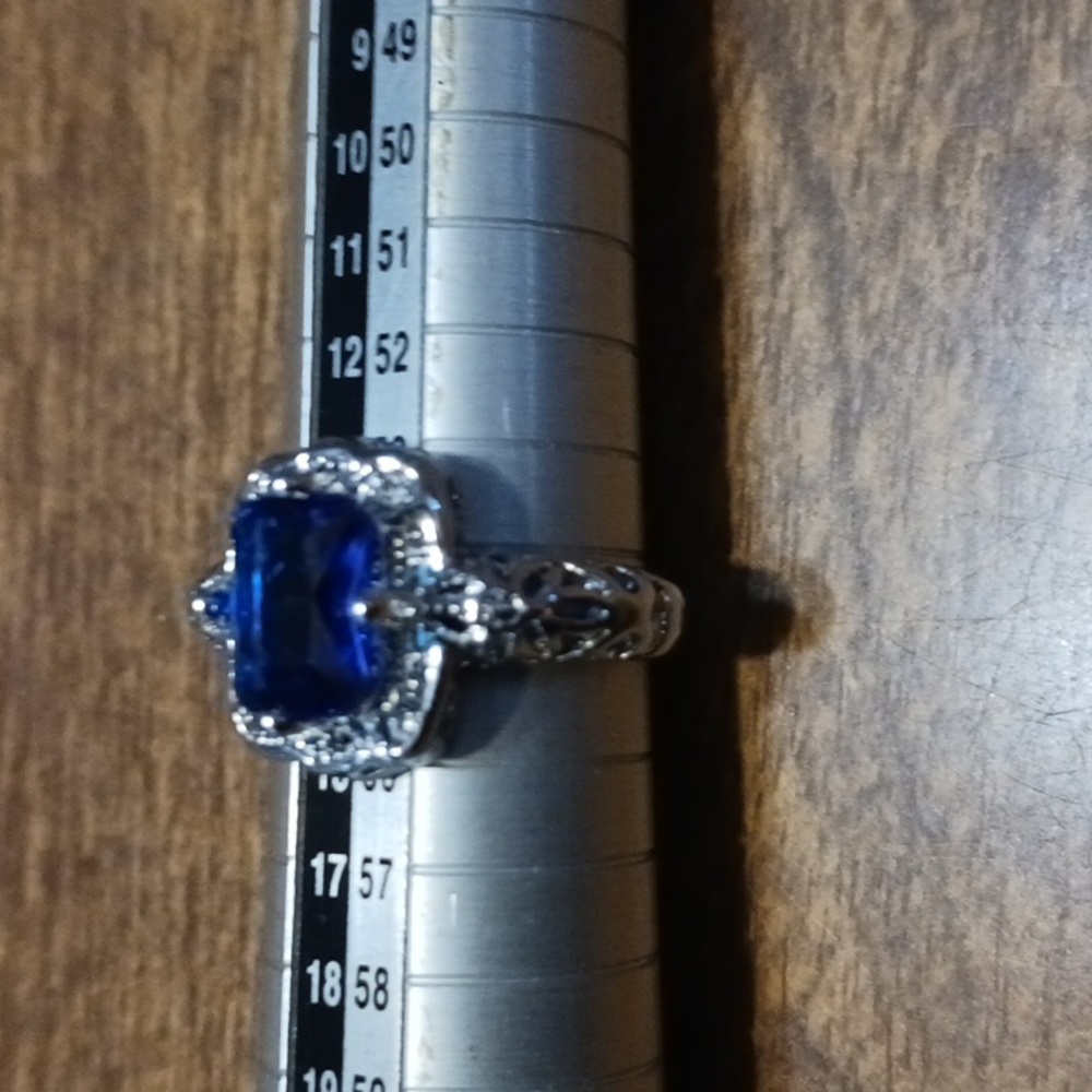 Womans Ring 7 Blue Princess  Cut